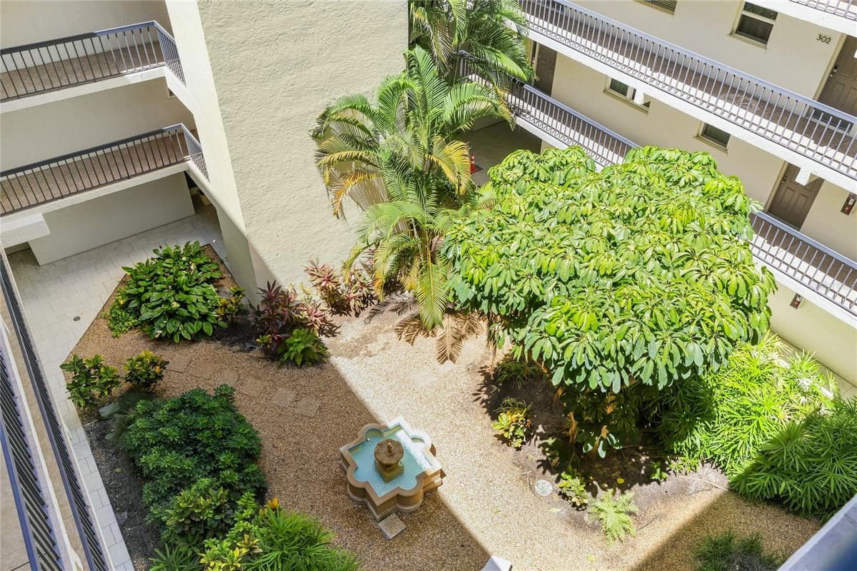 3240 GULF OF MEXICO DRIVE — photo 28 of 44