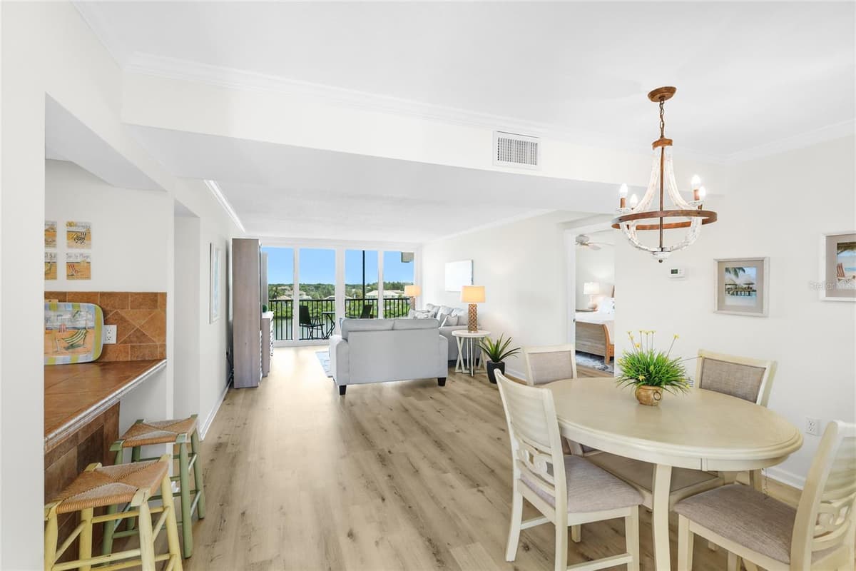 3240 GULF OF MEXICO DRIVE — photo 5 of 44
