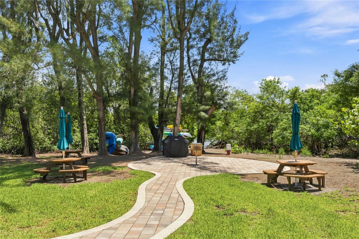 3240 GULF OF MEXICO DRIVE — photo 41 of 44