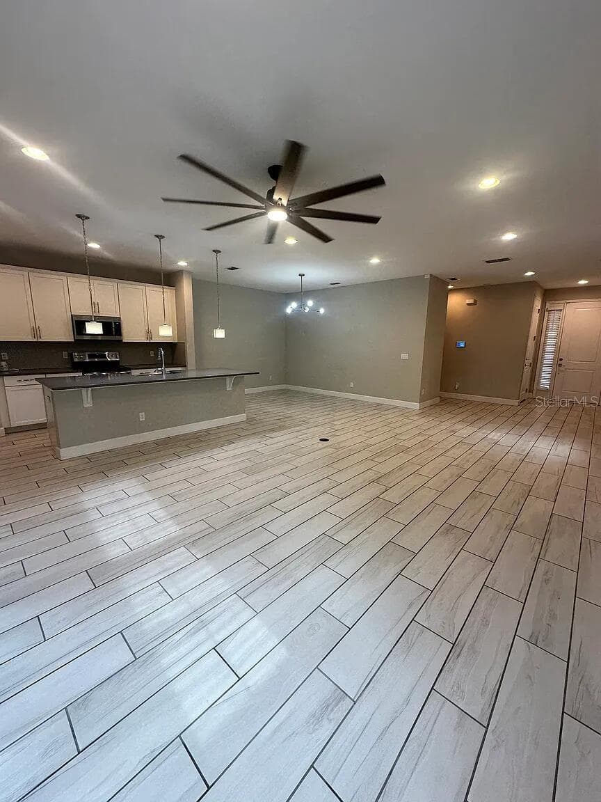 534 LAKE WILDMERE COVE — photo 9 of 37