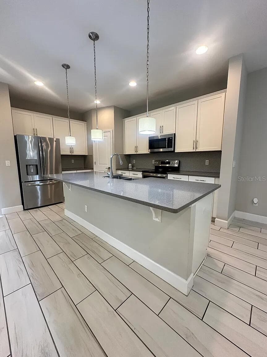 534 LAKE WILDMERE COVE — photo 6 of 37