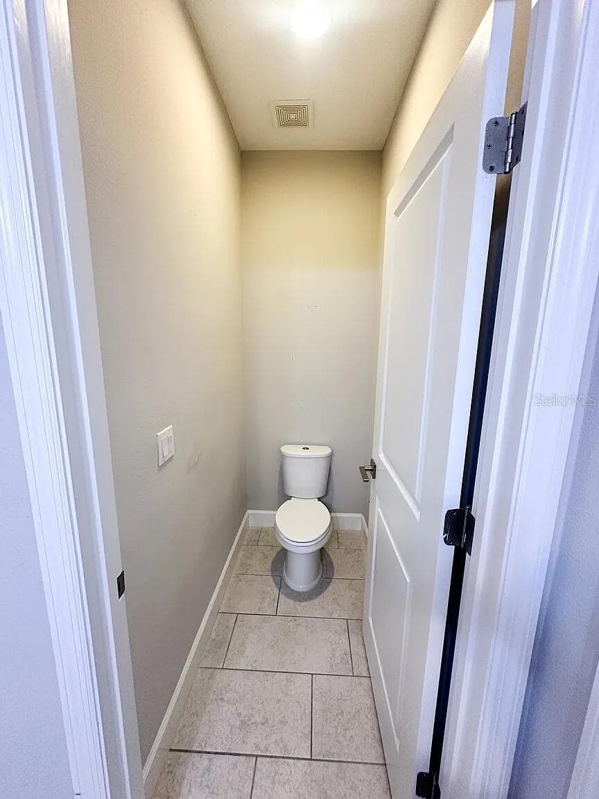 534 LAKE WILDMERE COVE — photo 17 of 37
