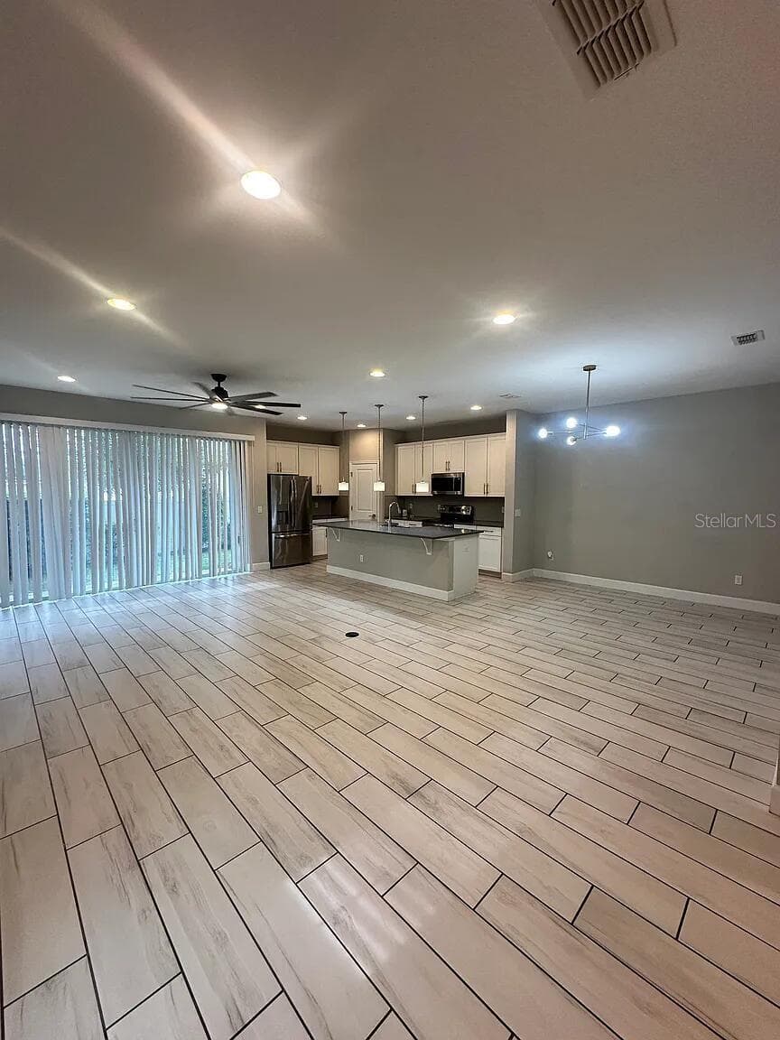 534 LAKE WILDMERE COVE — photo 5 of 37