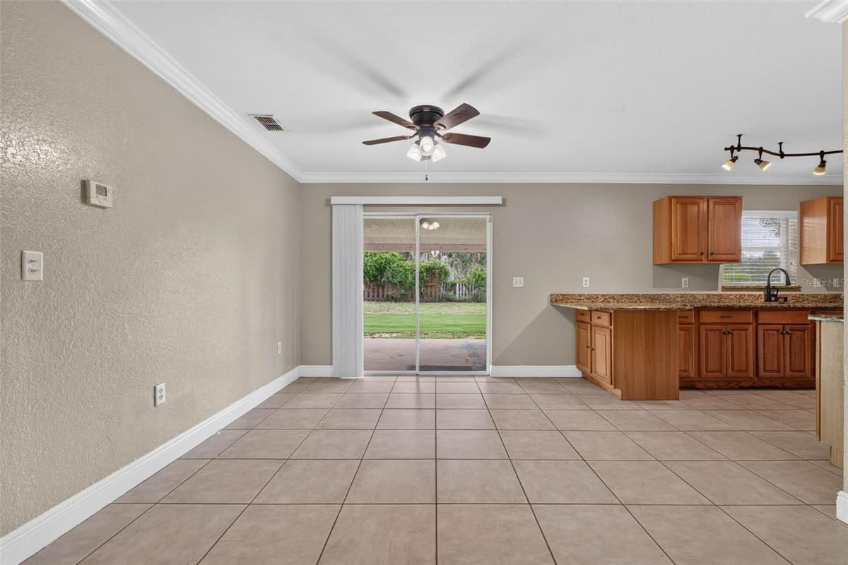 2820 LIVINGSTON ROAD — photo 15 of 52