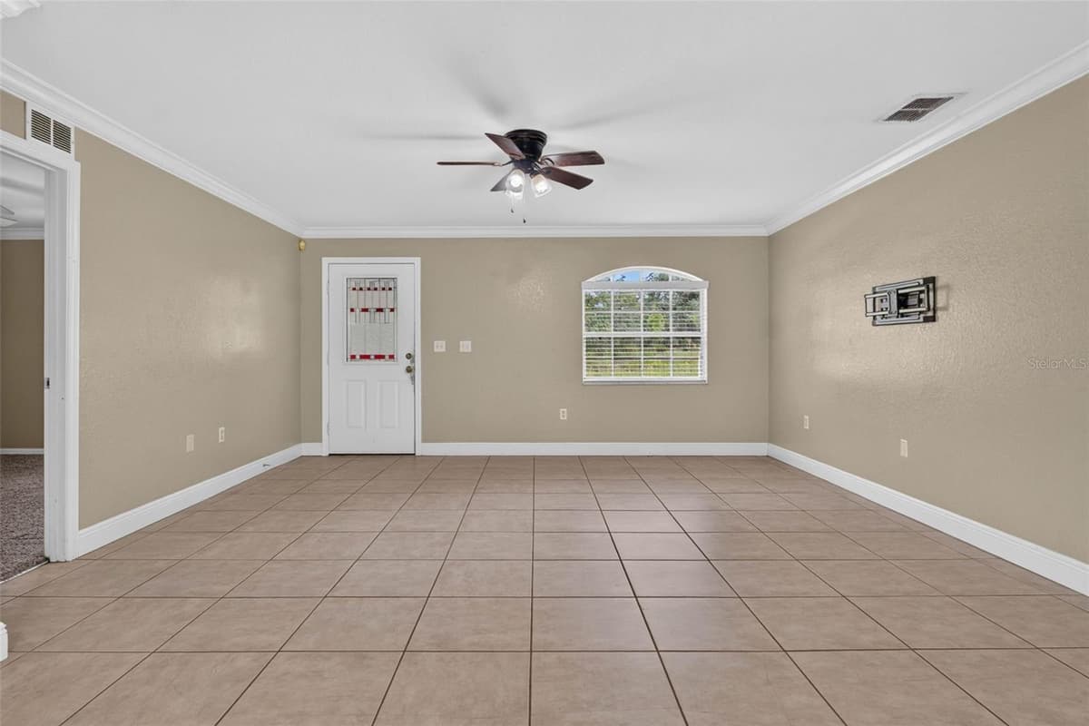 2820 LIVINGSTON ROAD — photo 10 of 52