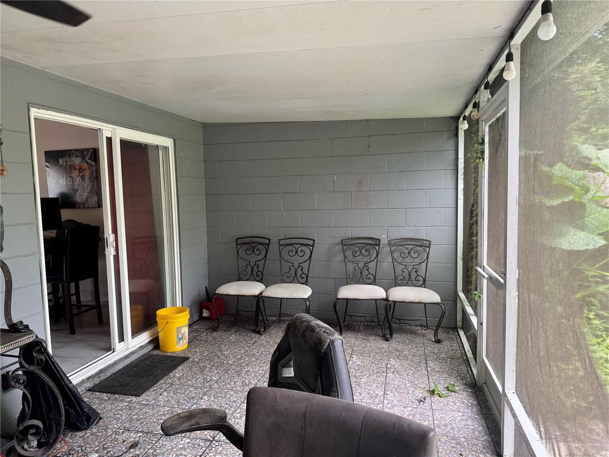 717 GASPARINO COURT — photo 14 of 23