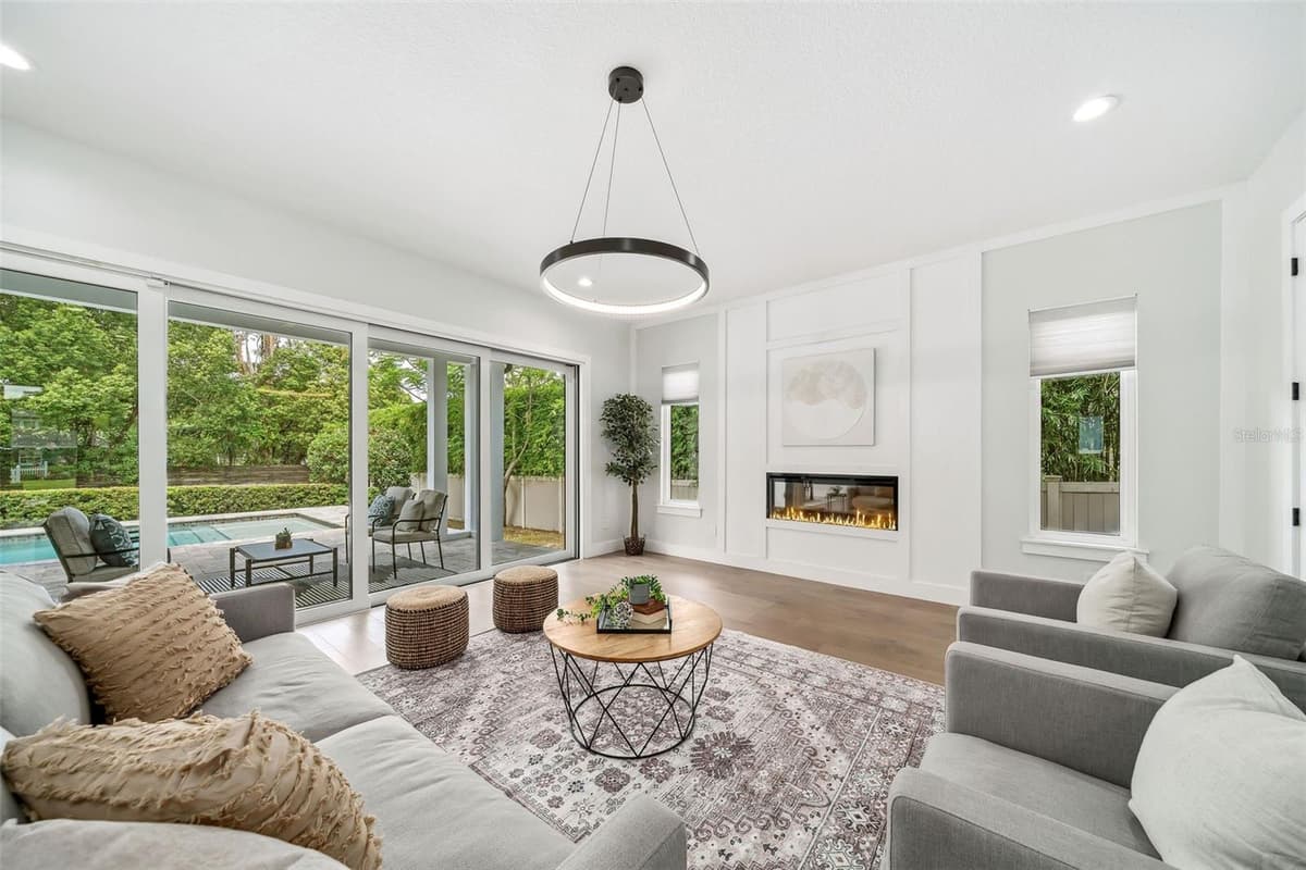 2407 LAFAYETTE AVENUE — photo 13 of 35
