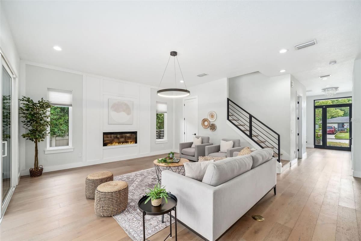 2407 LAFAYETTE AVENUE — photo 16 of 35