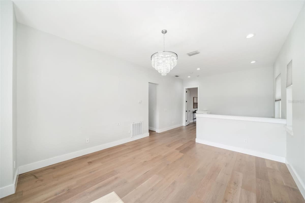 2407 LAFAYETTE AVENUE — photo 24 of 35