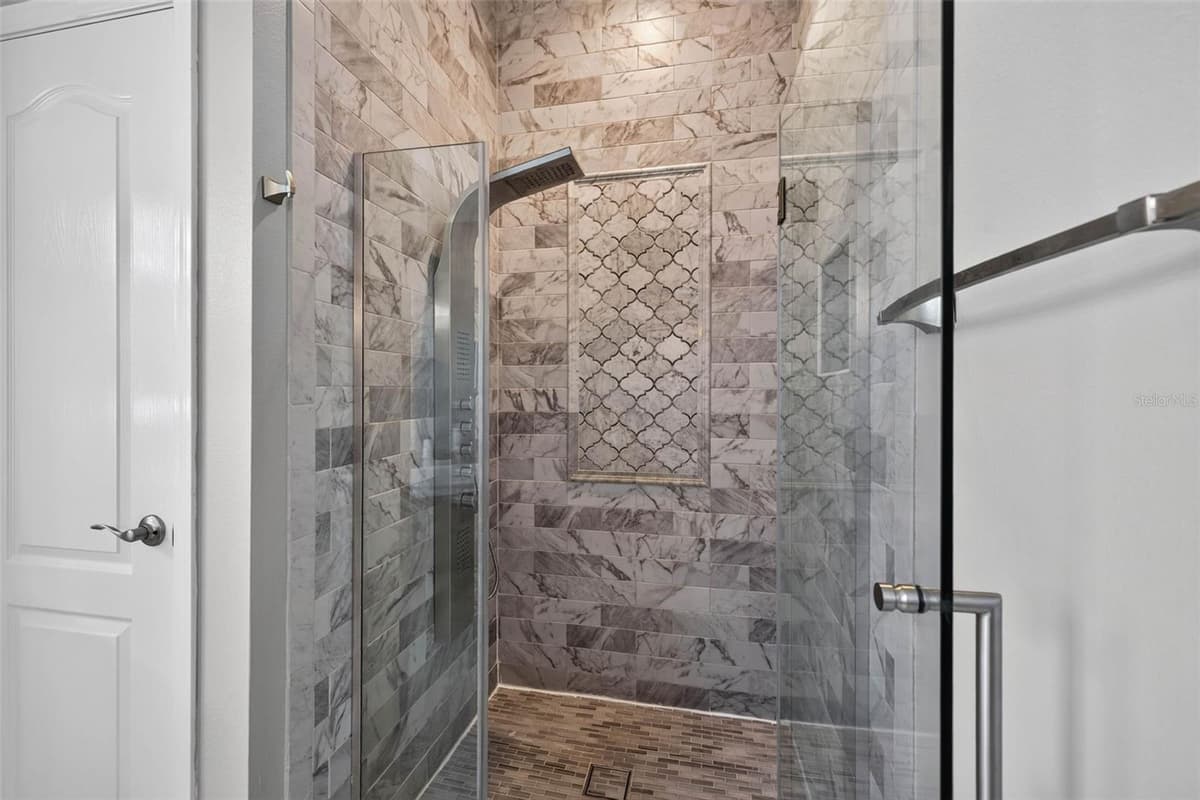 5849 RIVA RIDGE DRIVE — photo 22 of 50