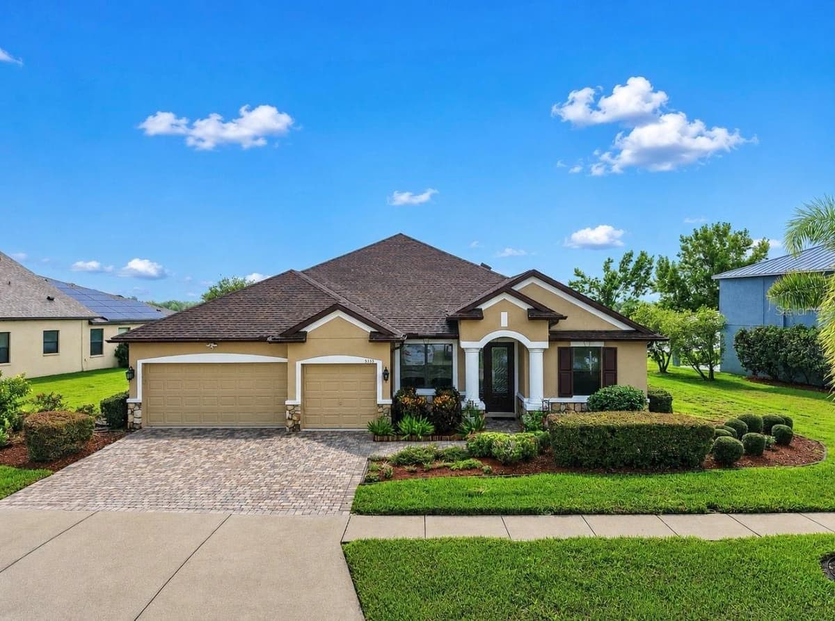 5335 SANDY SHELL DRIVE — photo 3 of 49