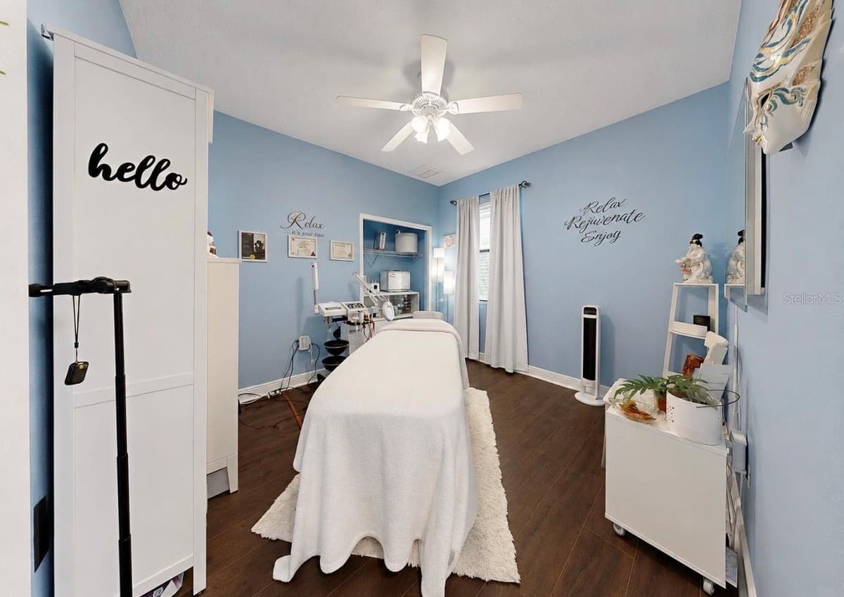 5335 SANDY SHELL DRIVE — photo 30 of 49