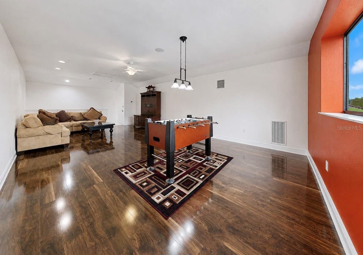 5335 SANDY SHELL DRIVE — photo 34 of 49