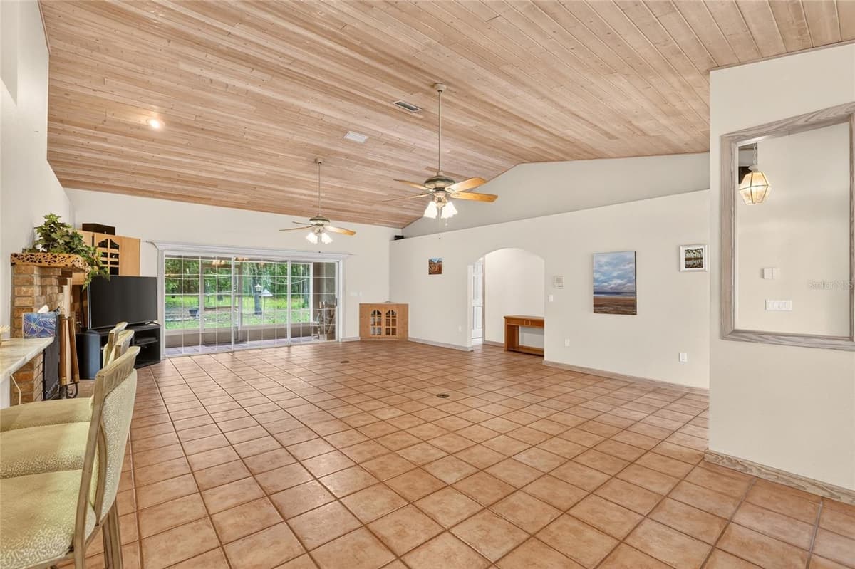 7300 204TH AVENUE — photo 33 of 72