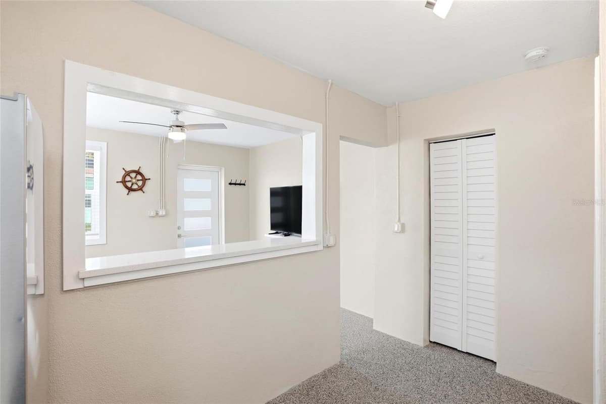 14135 PALM STREET — photo 22 of 60