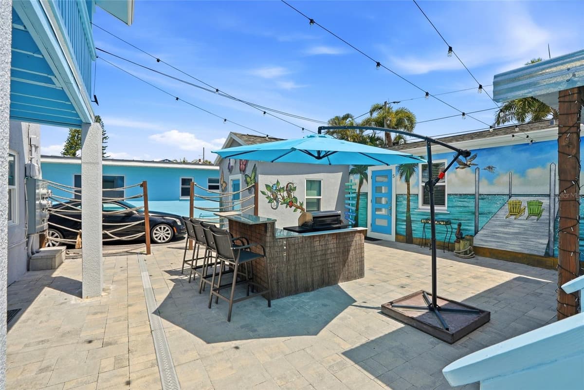 14135 PALM STREET — photo 42 of 60