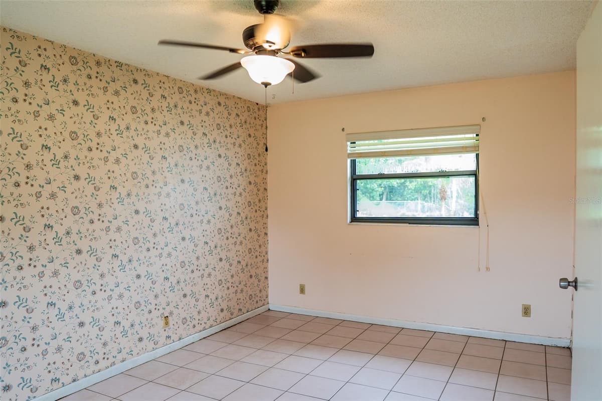4148 BIG VALLEY BOULEVARD — photo 12 of 37