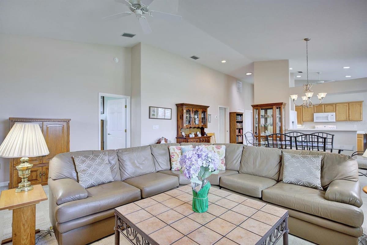 2117 VANTAGE TRACE — photo 20 of 45