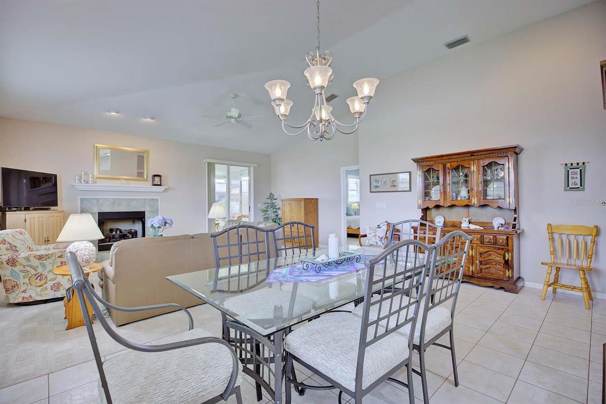 2117 VANTAGE TRACE — photo 13 of 45