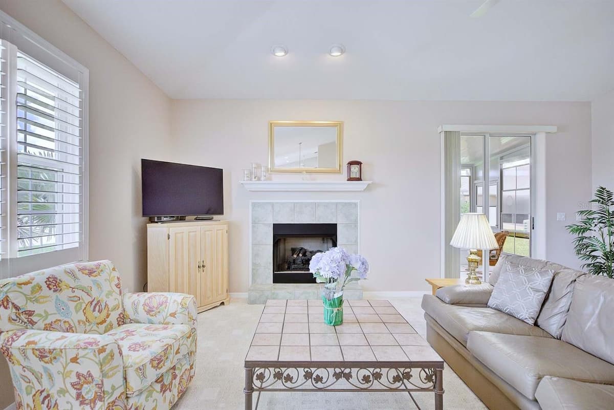 2117 VANTAGE TRACE — photo 18 of 45