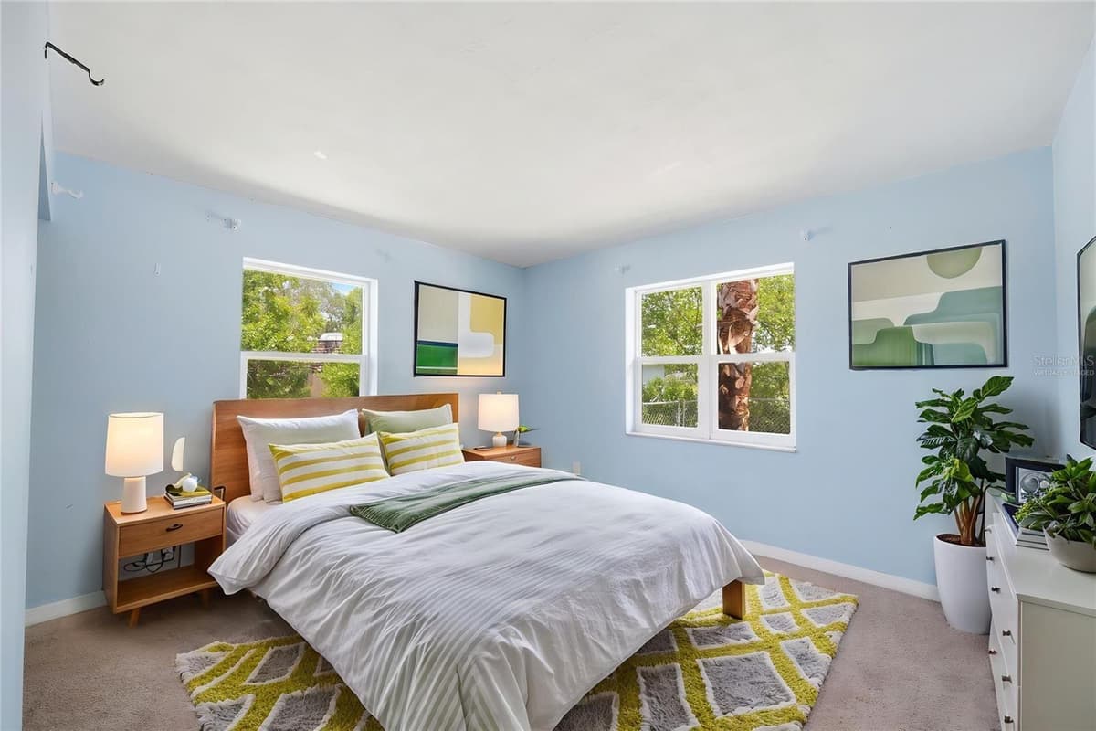 459 SAVOY COURT — photo 12 of 53