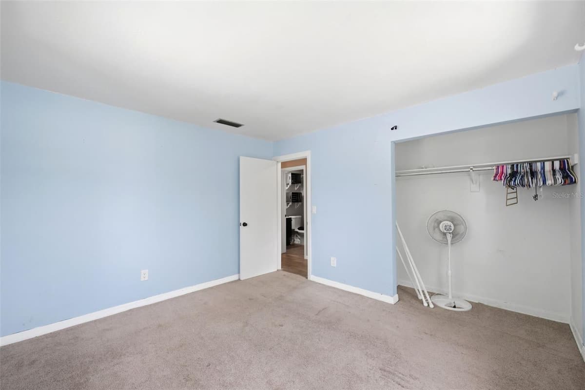 459 SAVOY COURT — photo 32 of 53