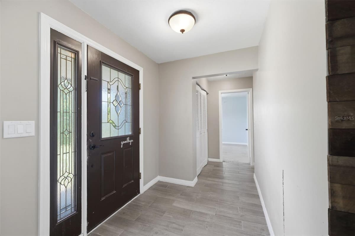 459 SAVOY COURT — photo 23 of 53