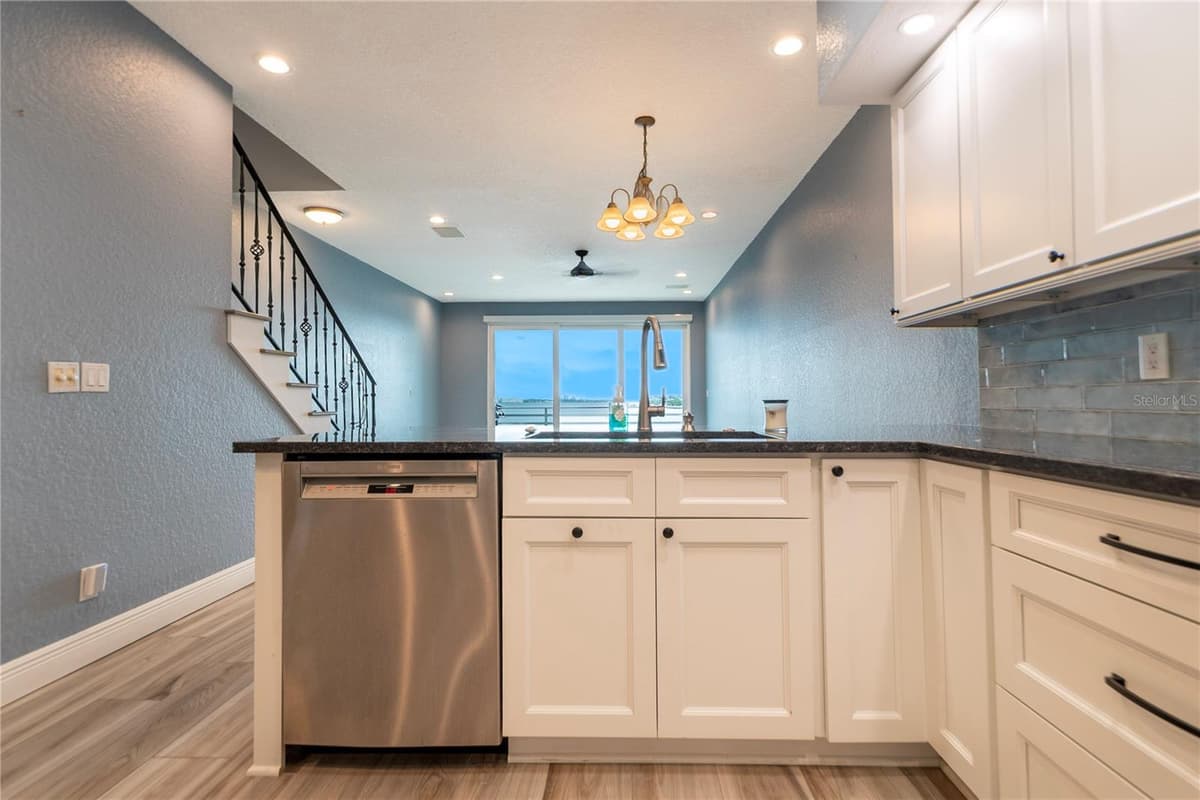 4651 MIRABELLA COURT — photo 17 of 80