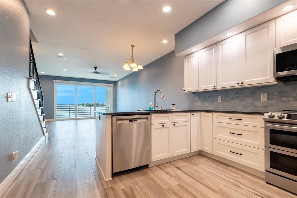 4651 MIRABELLA COURT — photo 18 of 80