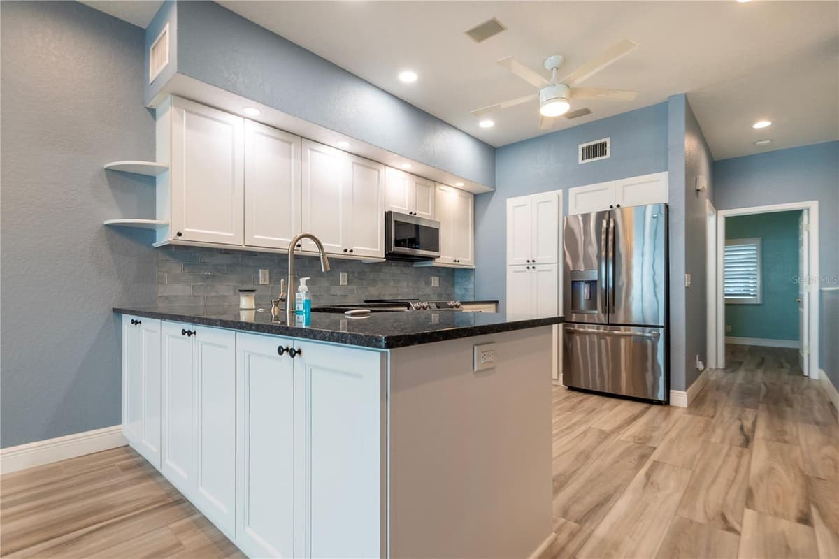 4651 MIRABELLA COURT — photo 23 of 80
