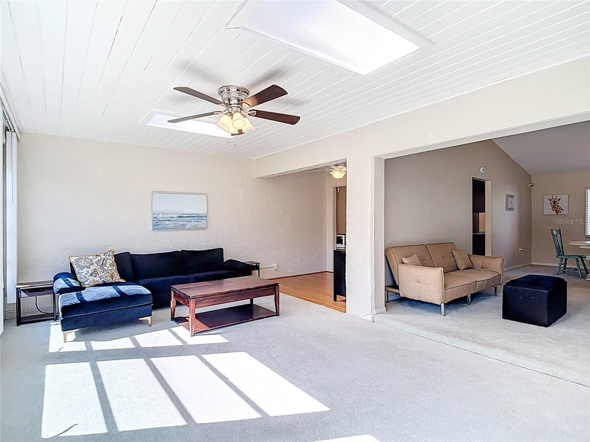7385 CRESTWOOD DRIVE — photo 32 of 57