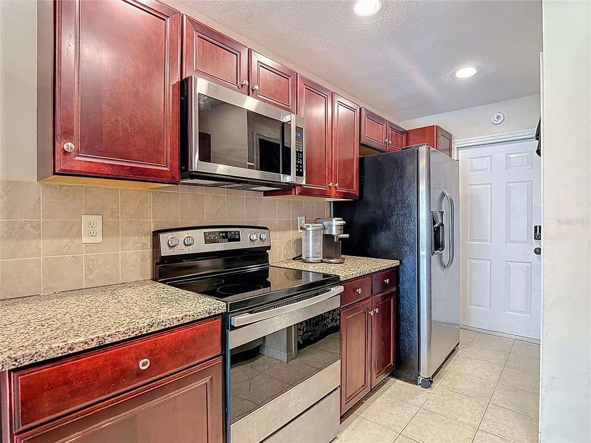 7385 CRESTWOOD DRIVE — photo 23 of 57