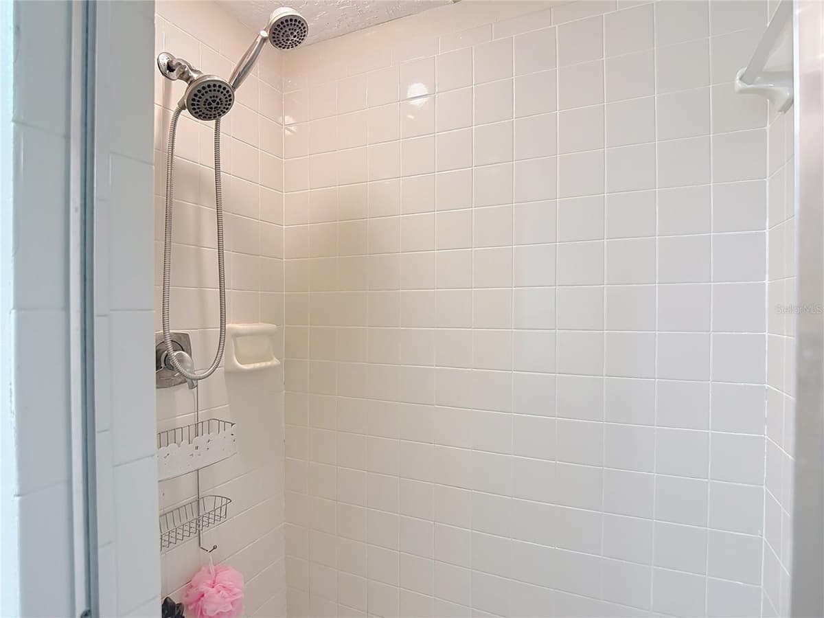 7385 CRESTWOOD DRIVE — photo 40 of 57