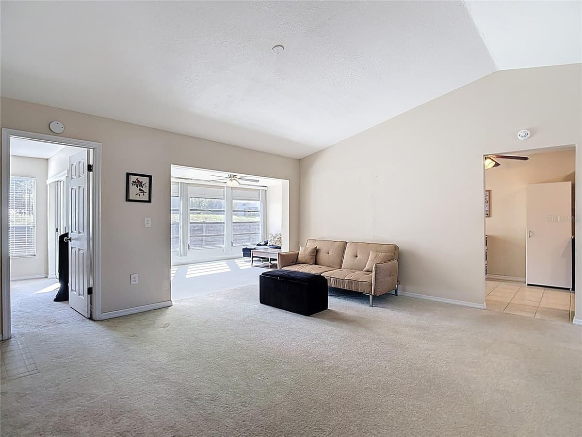 7385 CRESTWOOD DRIVE — photo 18 of 57
