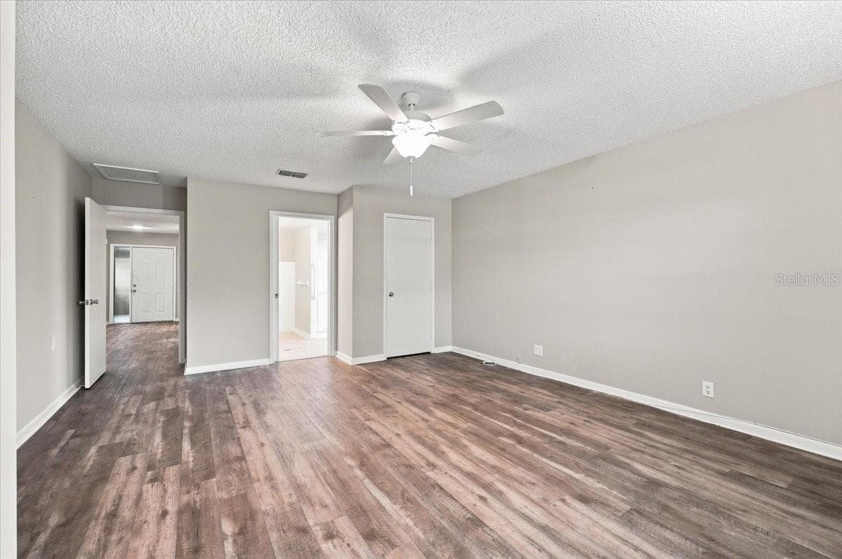 478 LAKE CAROLYN CIRCLE — photo 26 of 67