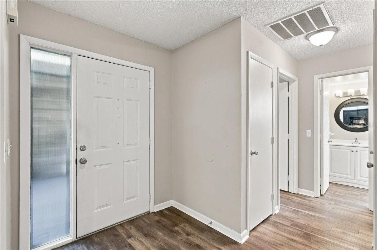 478 LAKE CAROLYN CIRCLE — photo 9 of 67