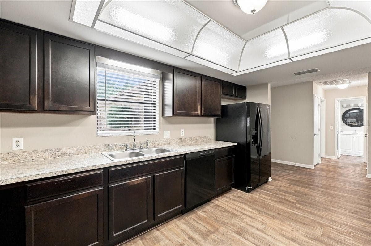 478 LAKE CAROLYN CIRCLE — photo 17 of 67