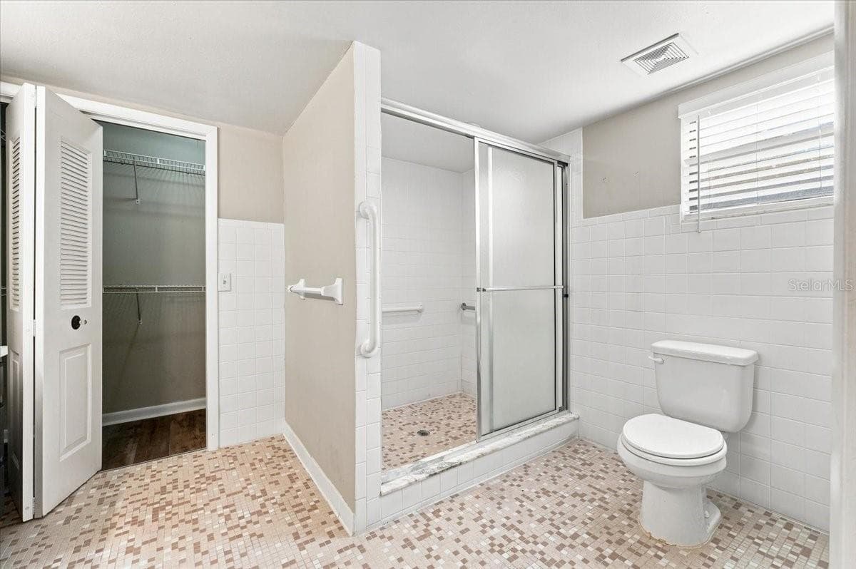 478 LAKE CAROLYN CIRCLE — photo 31 of 67