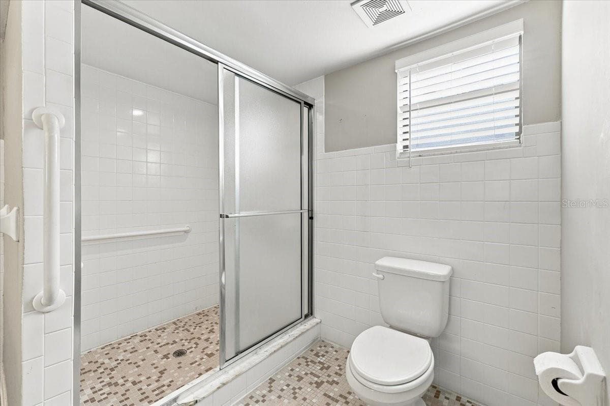 478 LAKE CAROLYN CIRCLE — photo 32 of 67