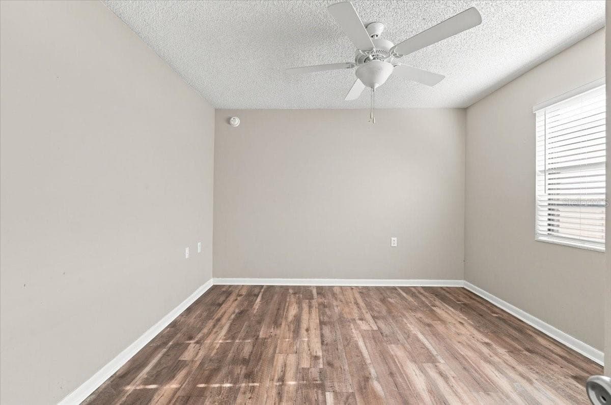 478 LAKE CAROLYN CIRCLE — photo 36 of 67