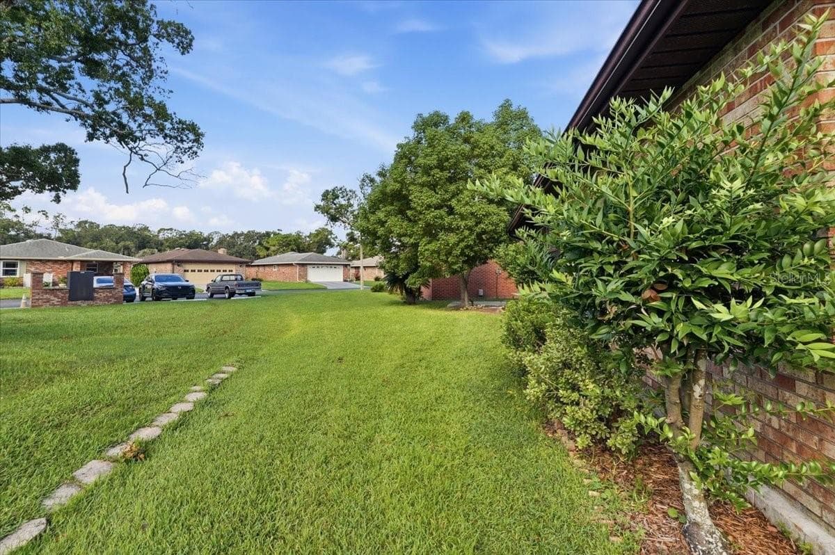 478 LAKE CAROLYN CIRCLE — photo 49 of 67
