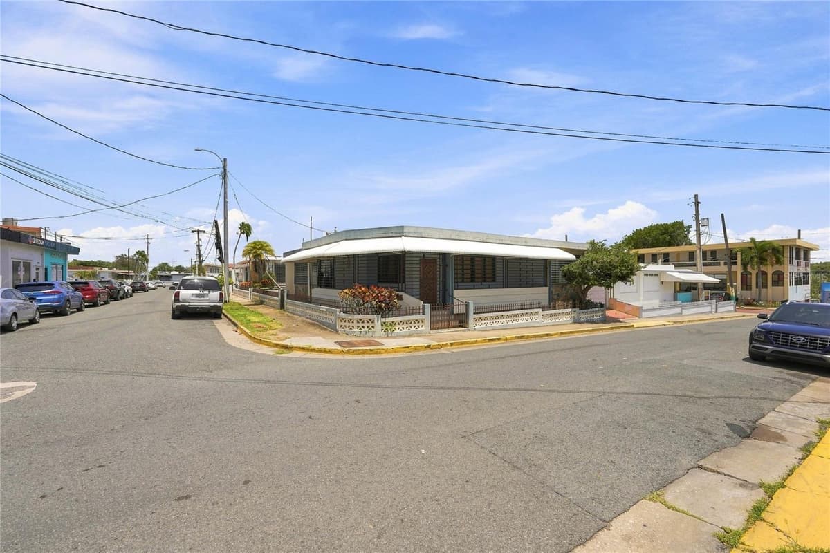 16 CALLE EDUARDO QUEVEDO — photo 15 of 15