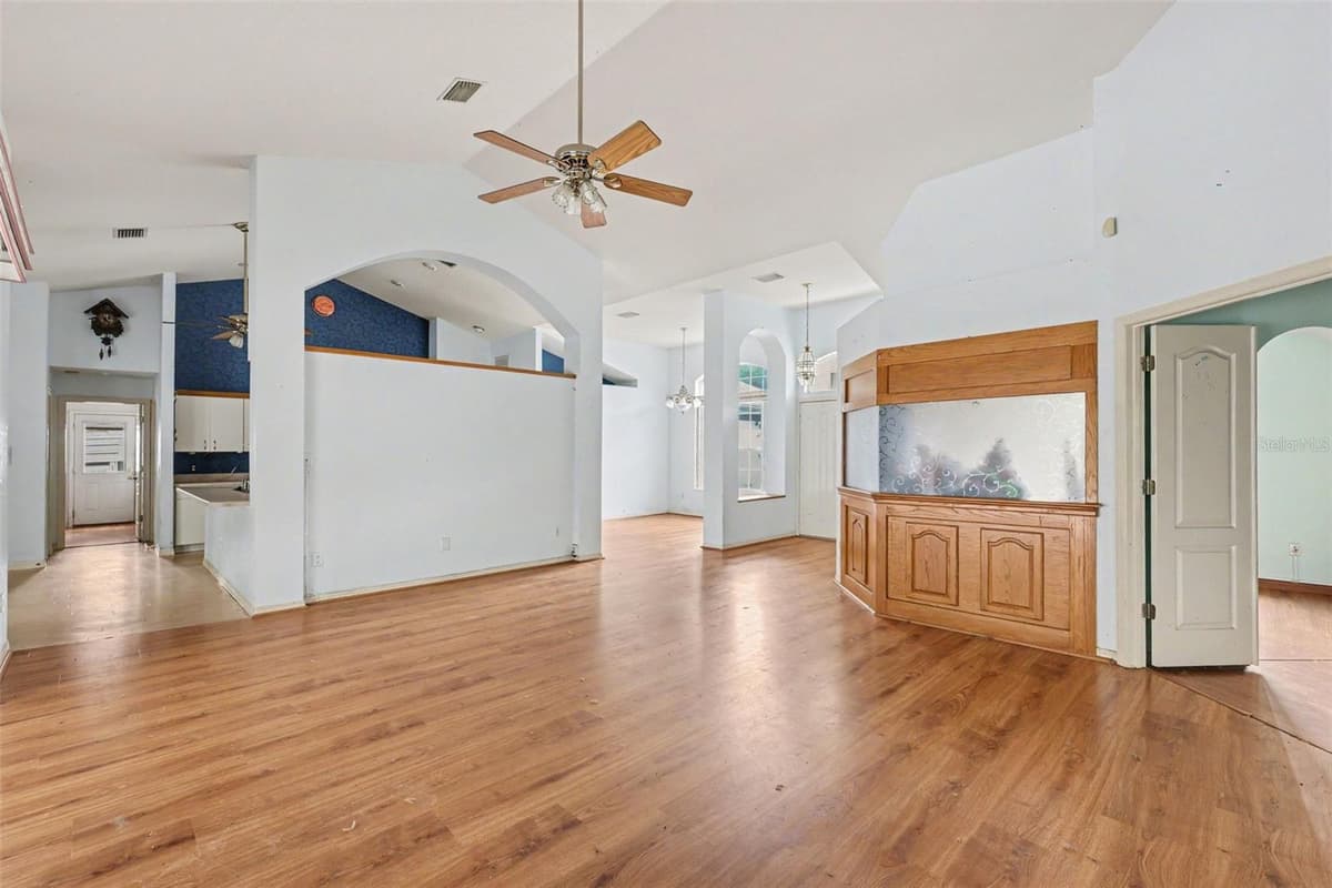 5282 MINT POINT — photo 5 of 33