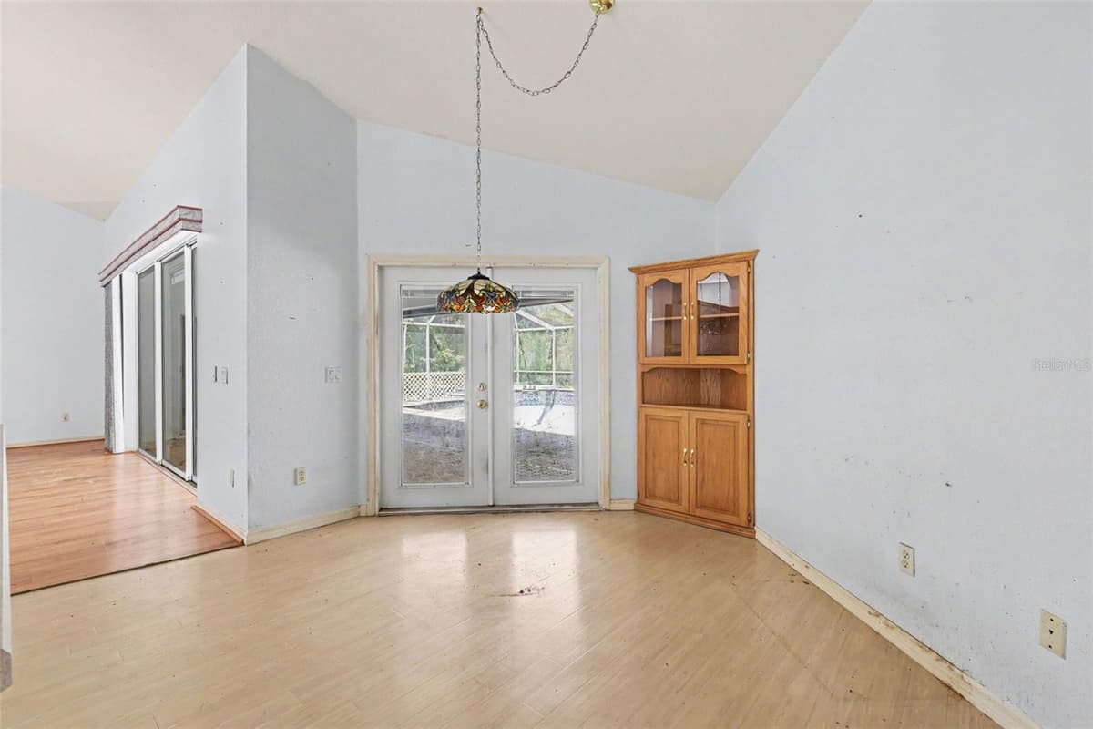 5282 MINT POINT — photo 10 of 33