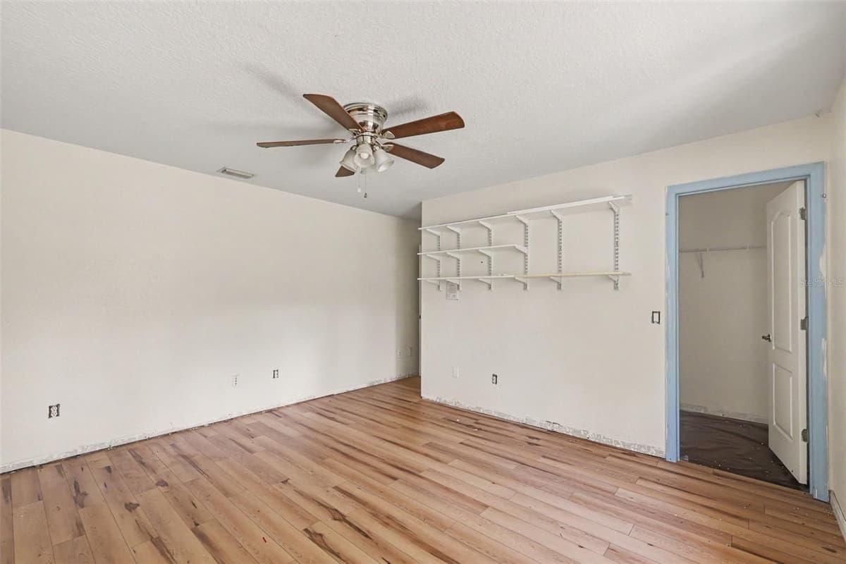 5282 MINT POINT — photo 21 of 33