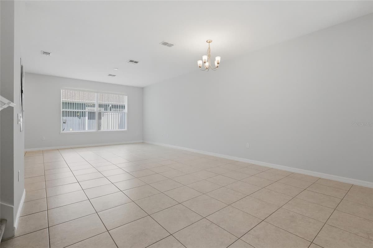 5106 SEA MIST LANE — photo 7 of 42