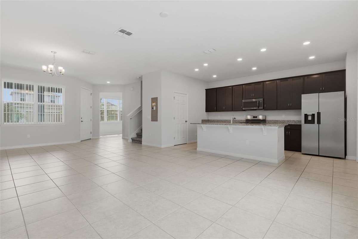 5106 SEA MIST LANE — photo 9 of 42