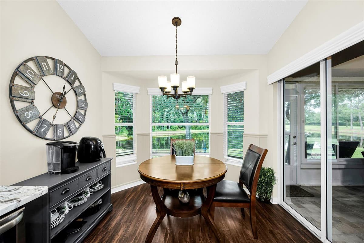 1553 ARLINGTON OAKS COURT — photo 12 of 98