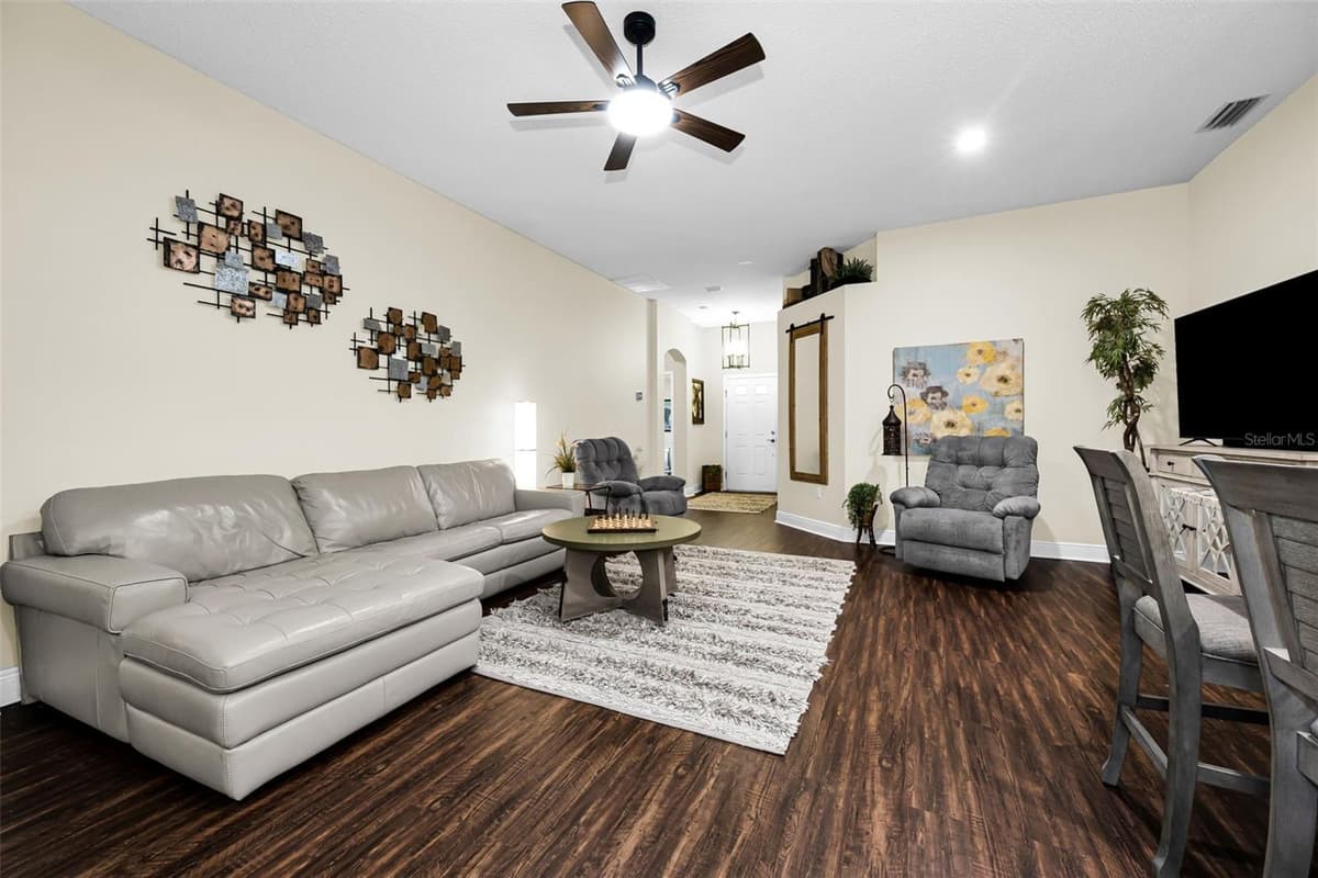 1553 ARLINGTON OAKS COURT — photo 10 of 98