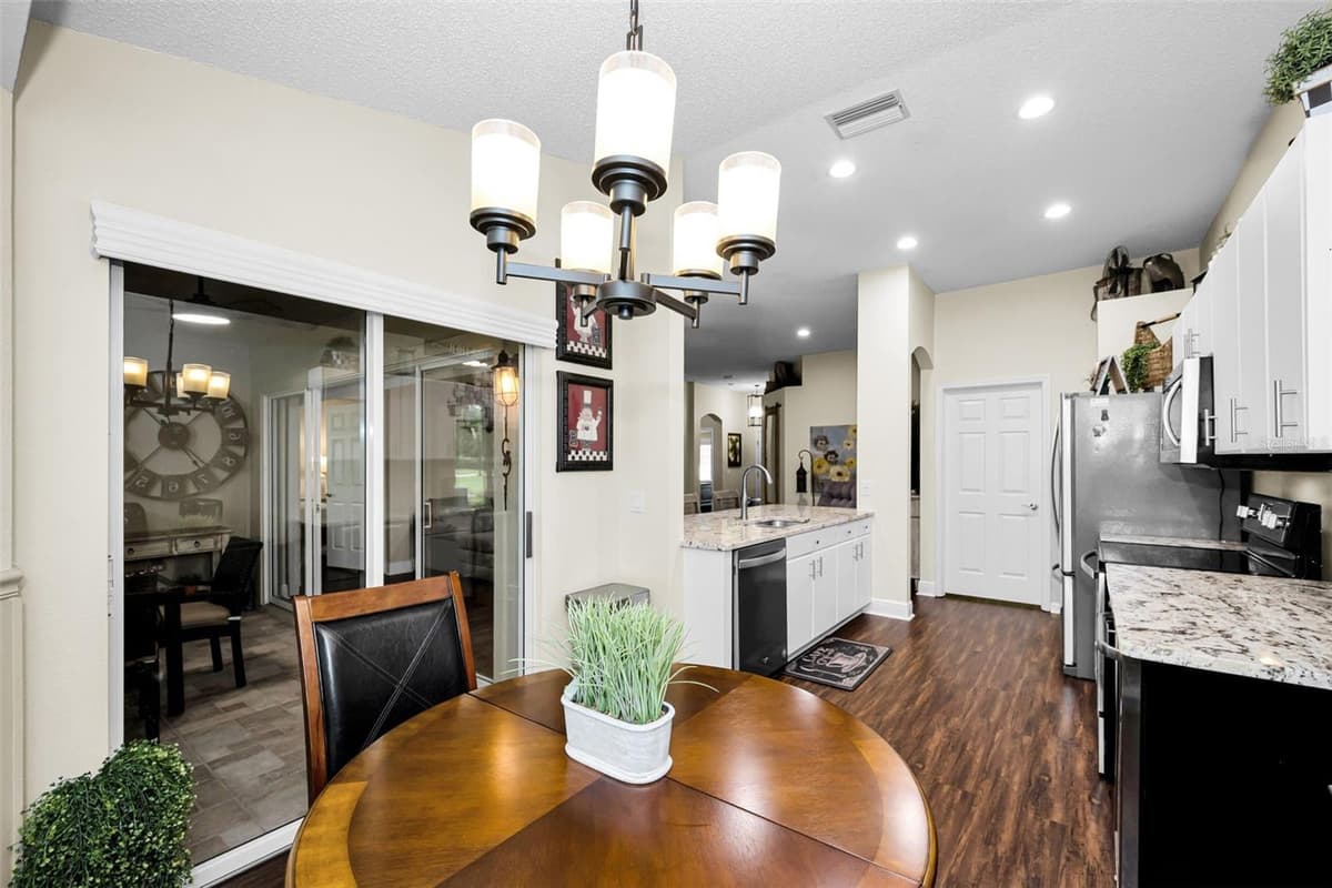 1553 ARLINGTON OAKS COURT — photo 13 of 98